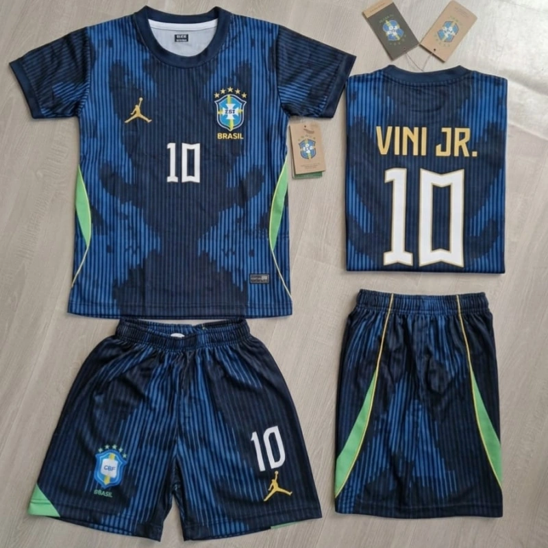 طقم البرازيل اطفال كاس العالم