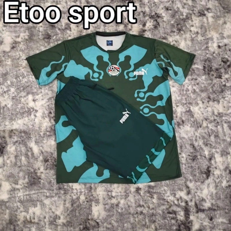 ترينج منتخب مصر شورت خروج