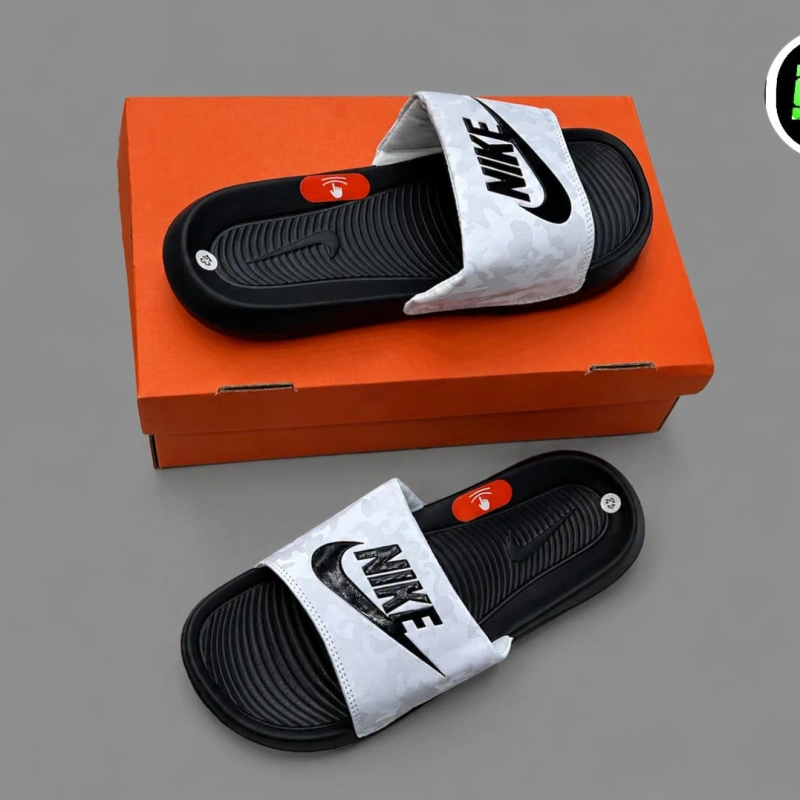 Nike Tech Camo Slides